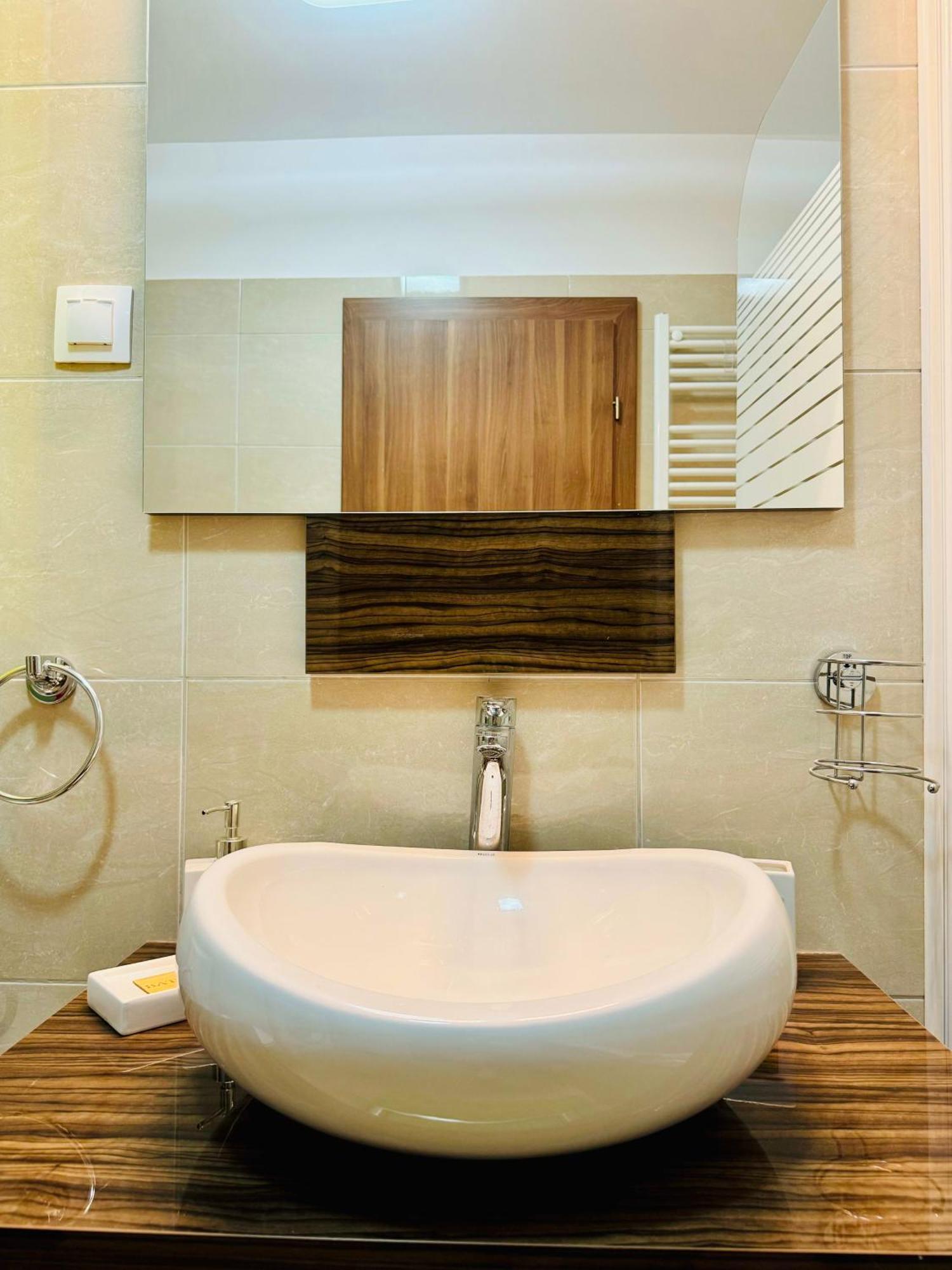 Joy City Stay Forest 84 Timisoara Exterior photo